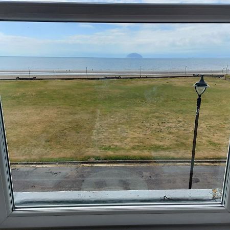 Girvan Guest House Eksteriør billede